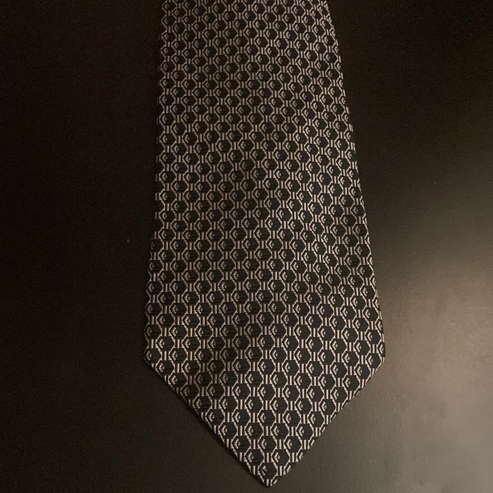 Louis Feraud Mens tie!
